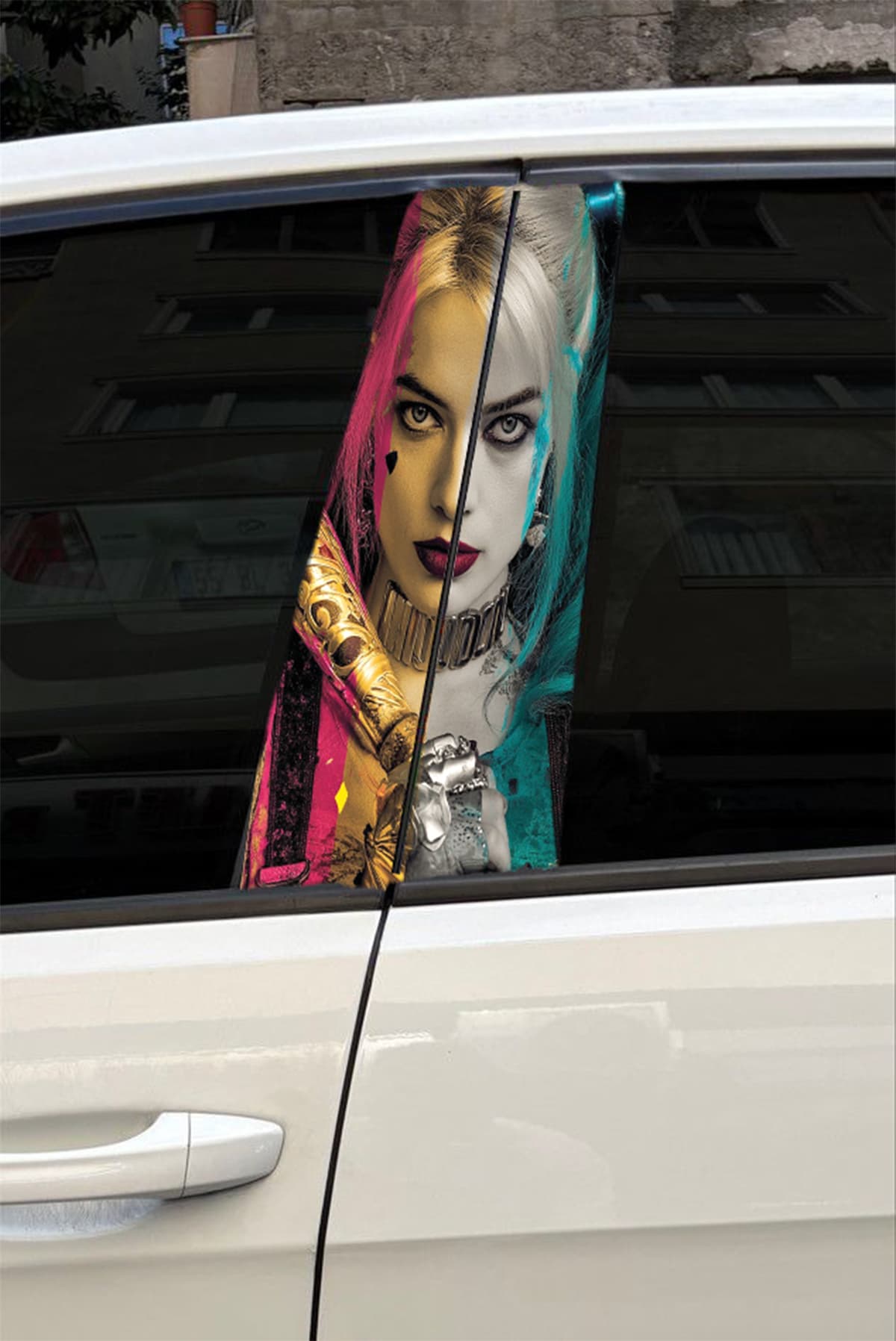 Harley Quinn Kapı Direk Kaplama